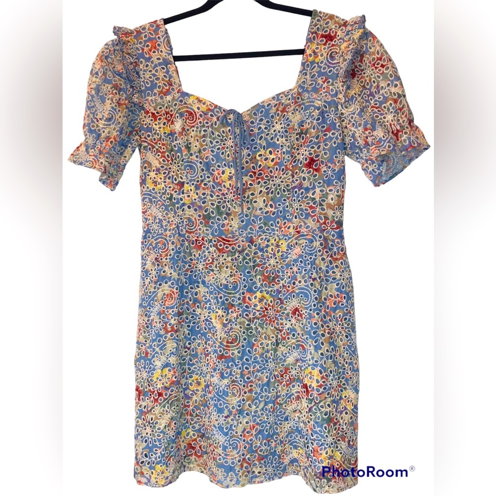 Adelyn Rae Floral Dress Eyelet cutout Blue Puffy Sleeve Size Large Cottagecore